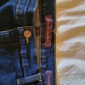 Gloria Vanderbilt Amanda Jeans